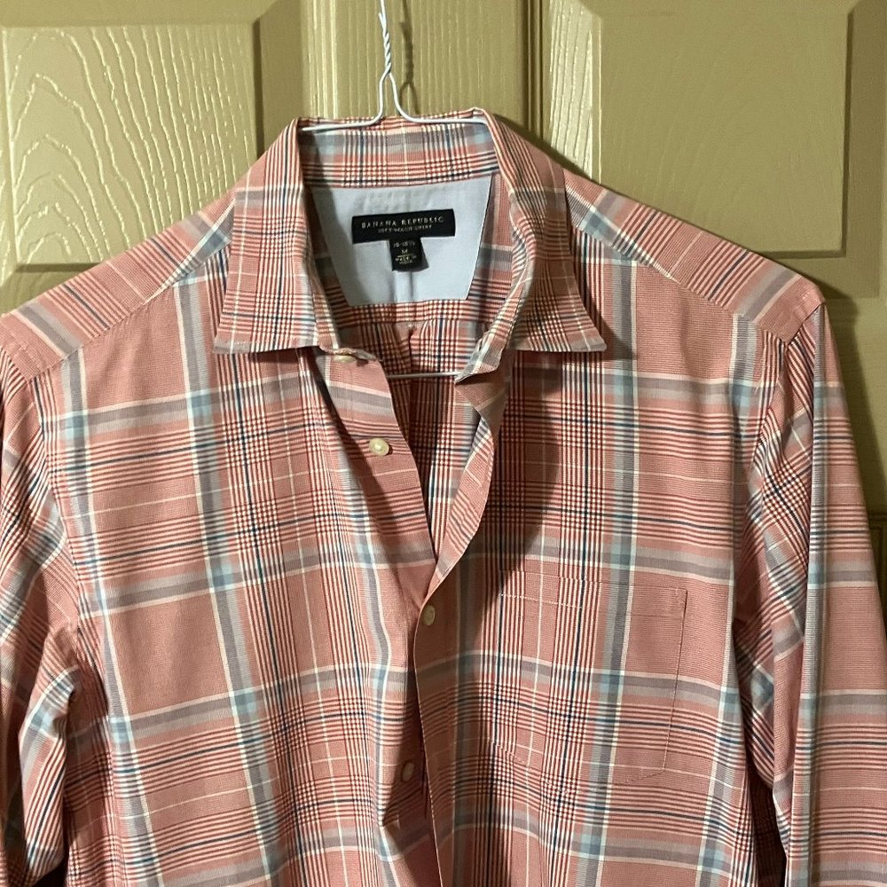 Fun, Cowboy-ish Red Banana Republic Button Down, Medium